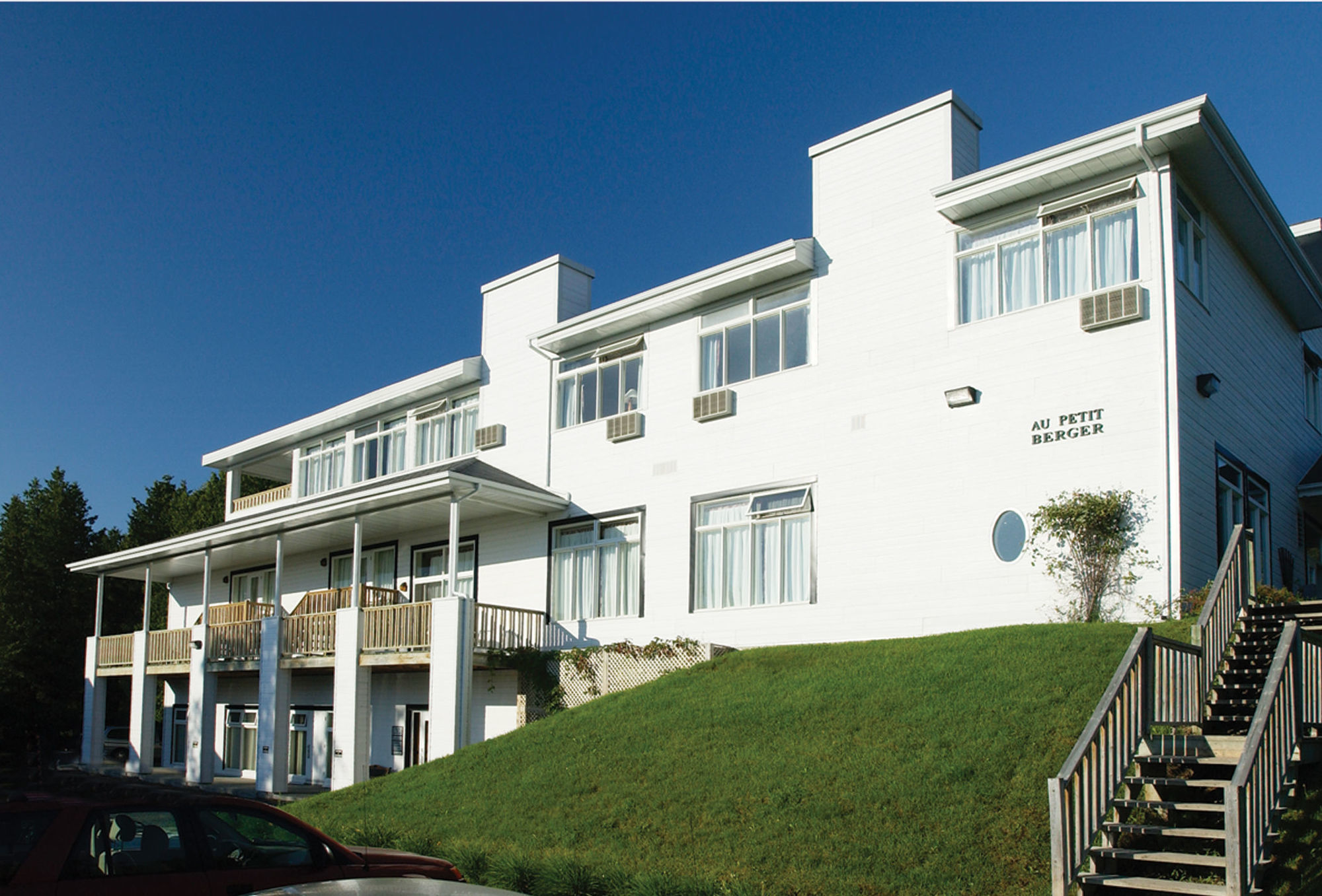 Hotel Au Petit Berger La Malbaie Dış mekan fotoğraf