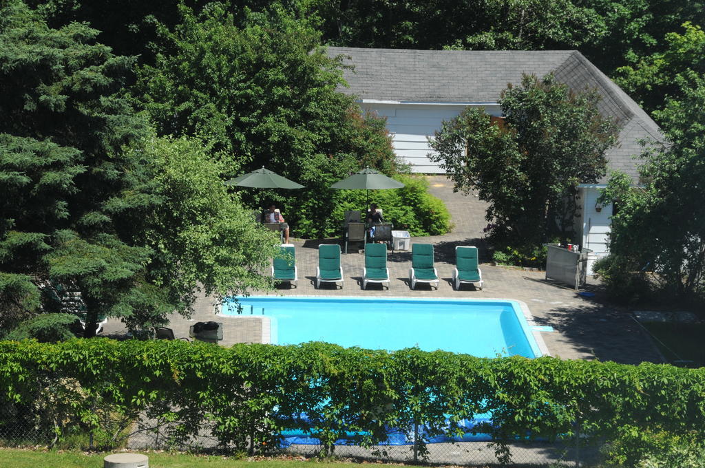 Hotel Au Petit Berger La Malbaie Dış mekan fotoğraf