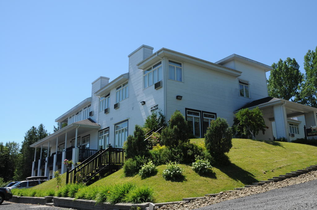 Hotel Au Petit Berger La Malbaie Dış mekan fotoğraf